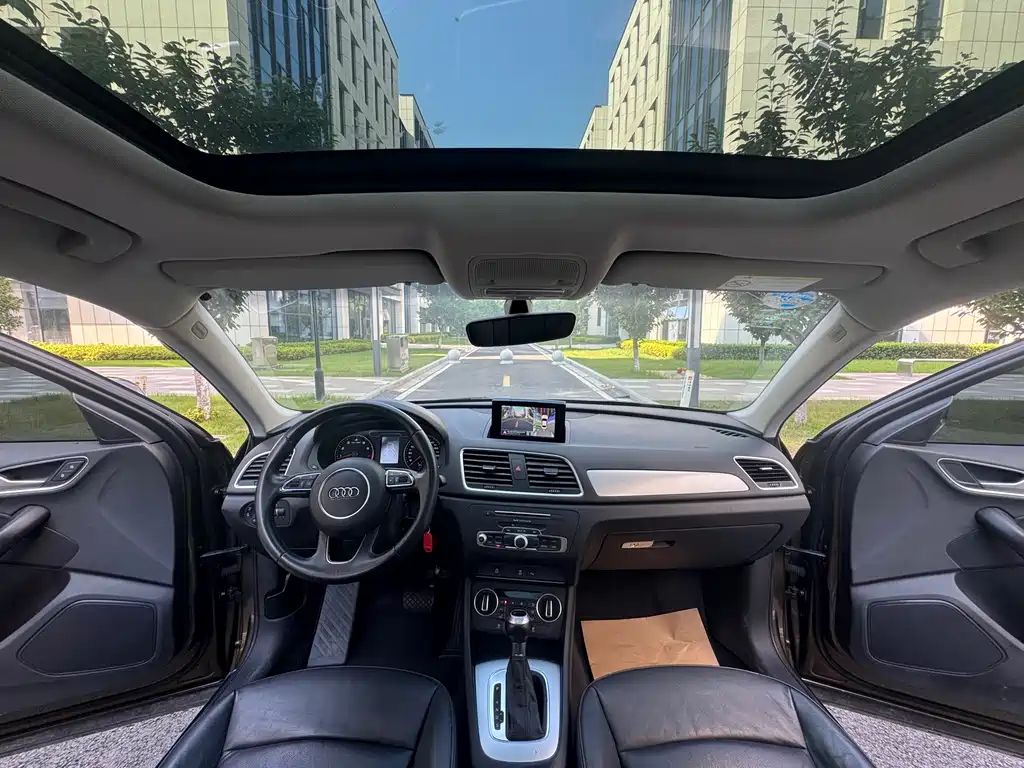 Audi Q3 2017 — фото 18