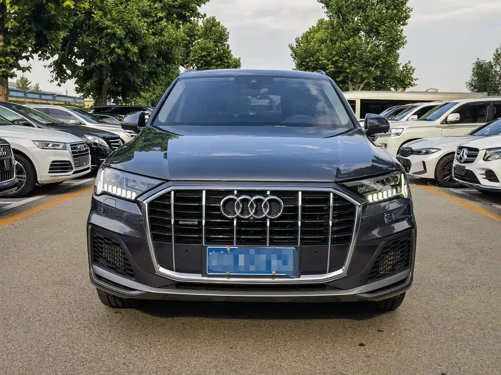 Audi Q7 2020 — фото 2