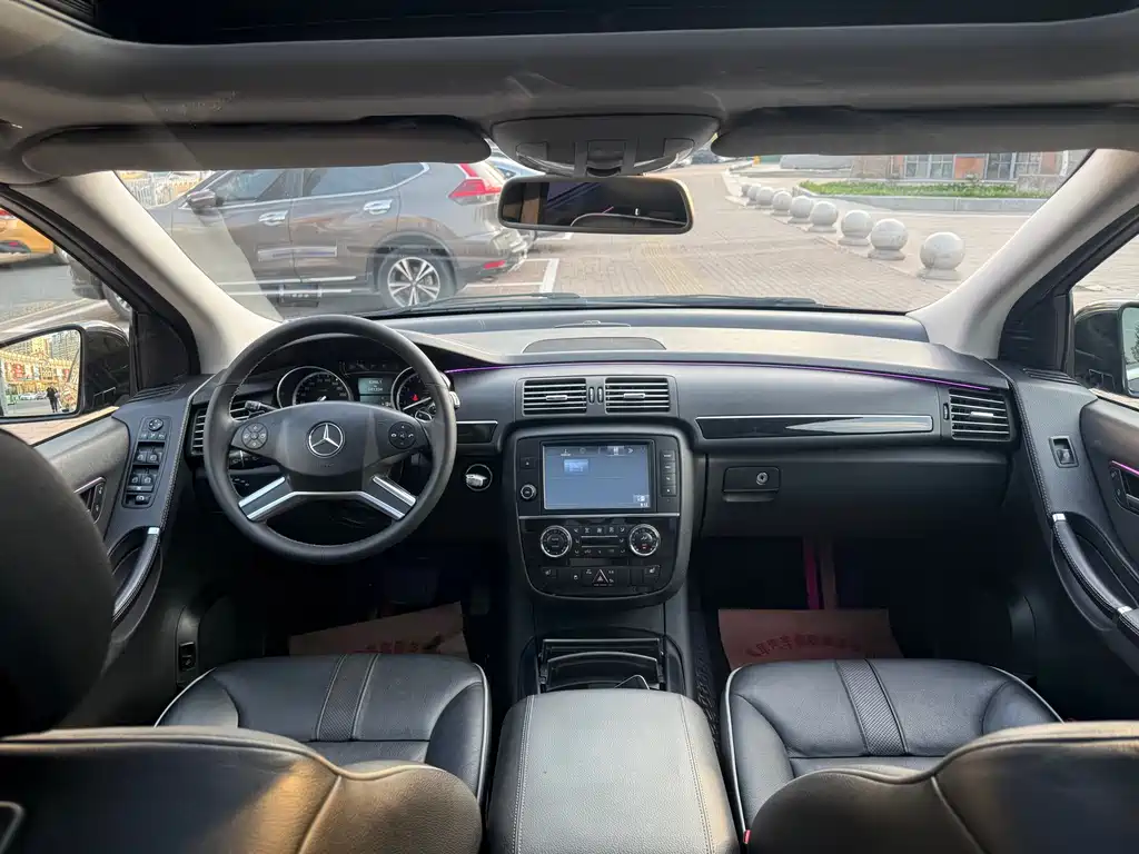 Mercedes-Benz R-Class 2015 — фото 13
