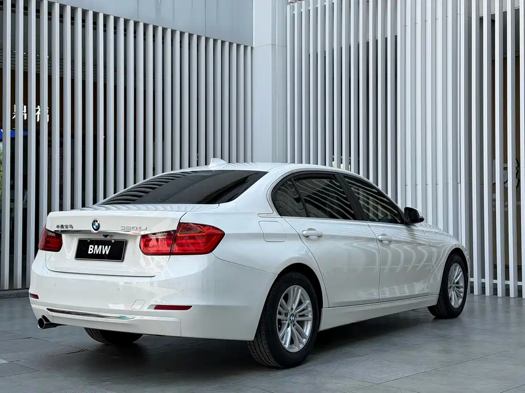 BMW 3 Series 2014 — фото 13