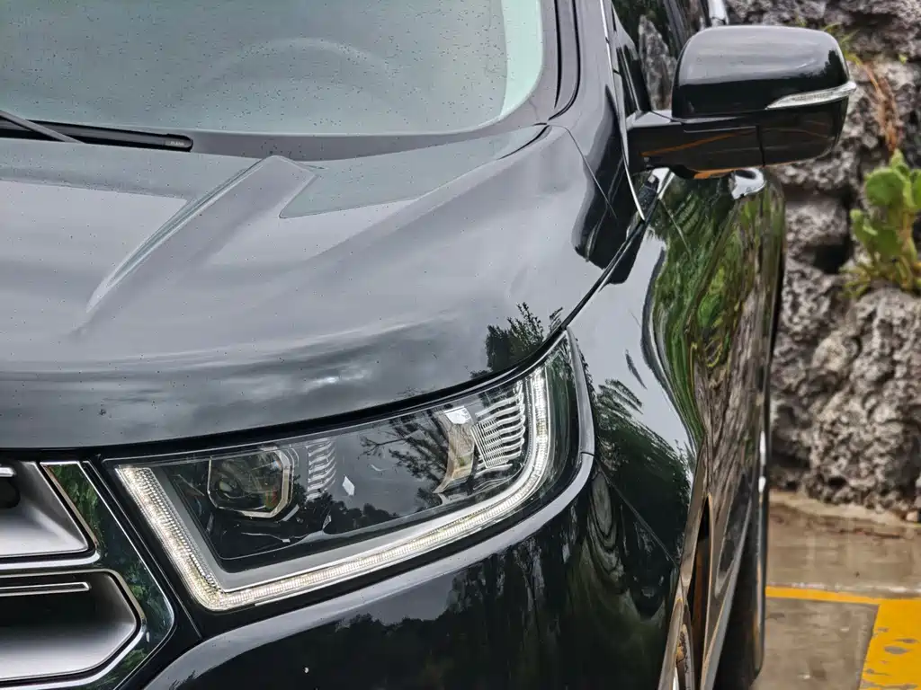 Ford Edge 2015 — фото 11