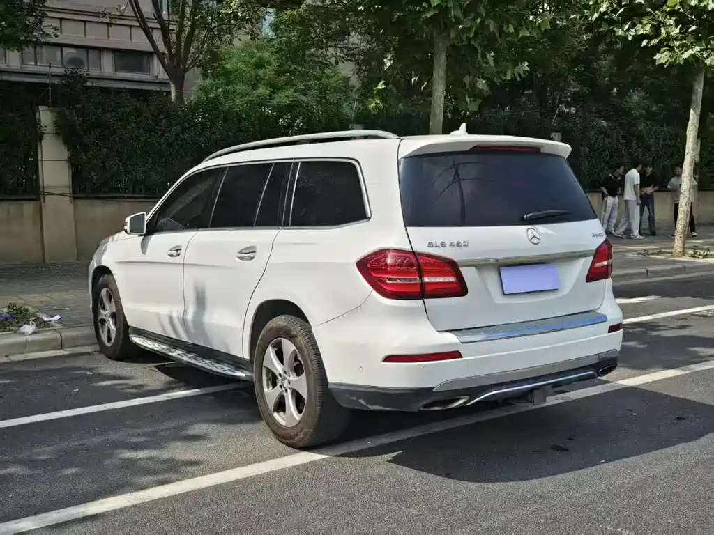 Mercedes-Benz GLS 2017 — фото 9