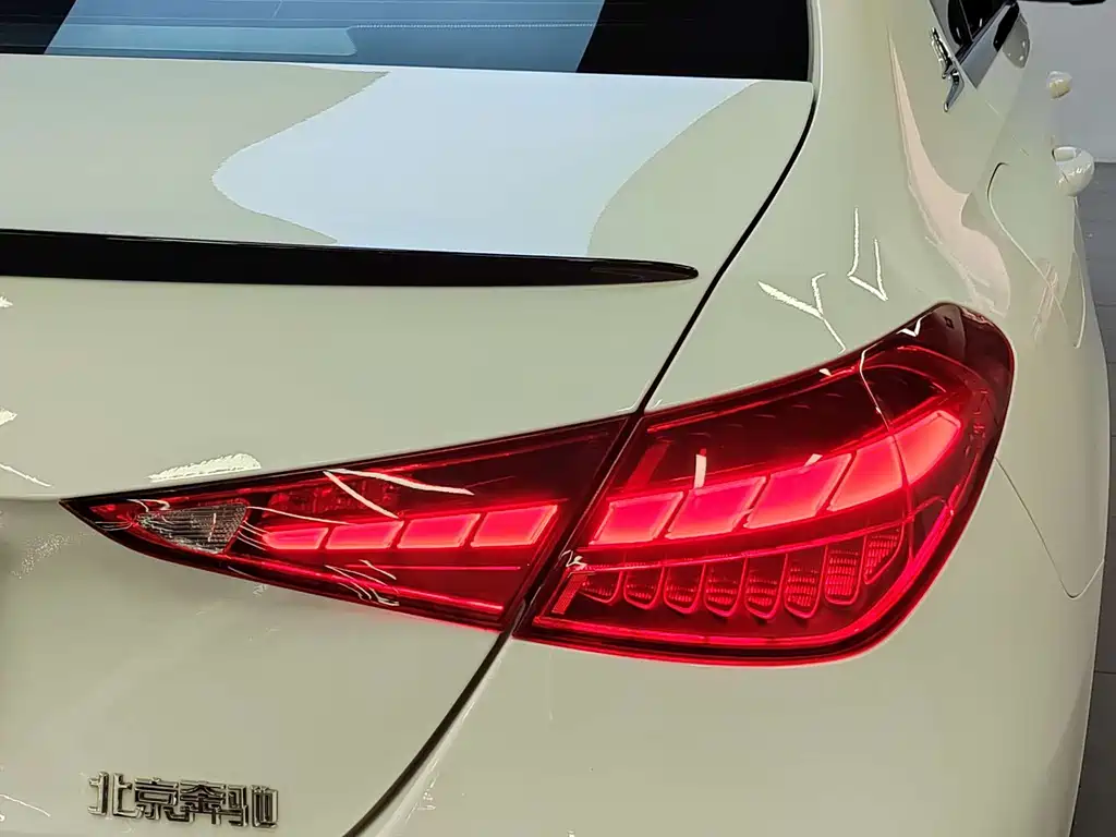 Mercedes-Benz C-Class 2024 — фото 20