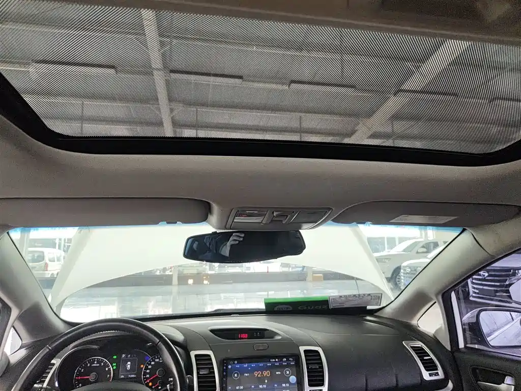 Kia K3 2016 — фото 11