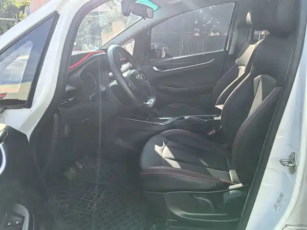 Geely Vision X3 2022