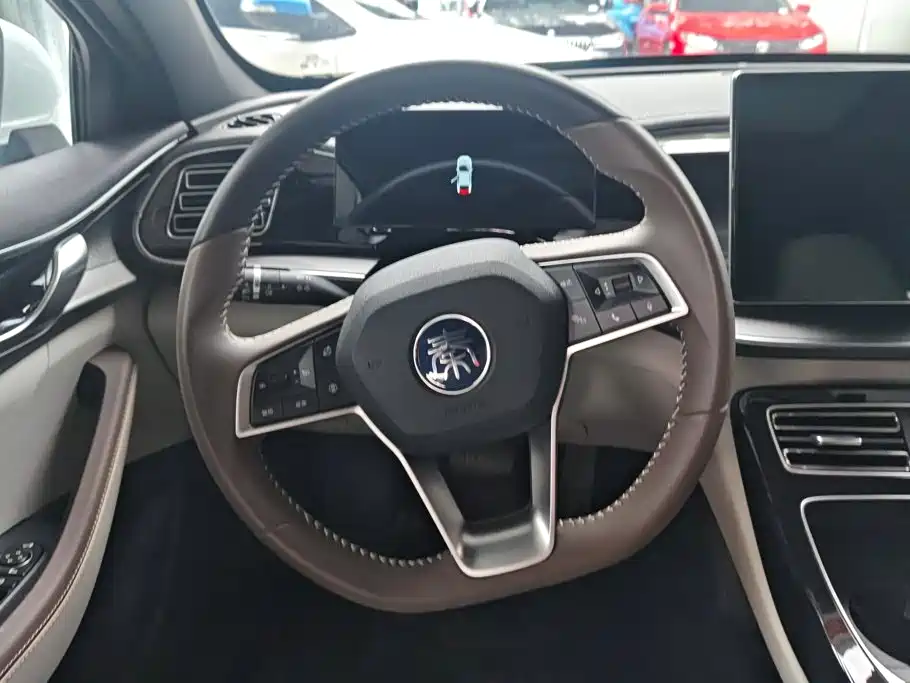 BYD Qin PLUS 2023 — фото 15