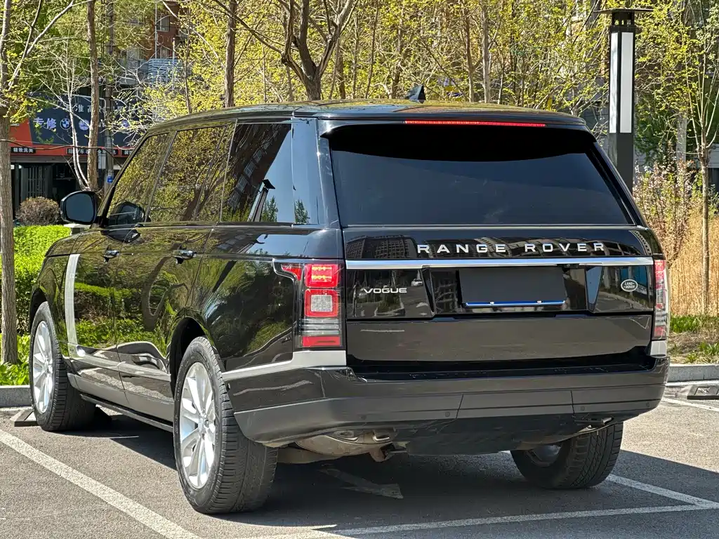 Land Rover Range Rover 2017 — фото 14