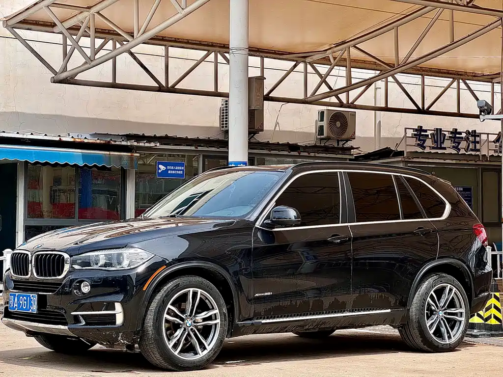BMW X5 2015 — фото 1