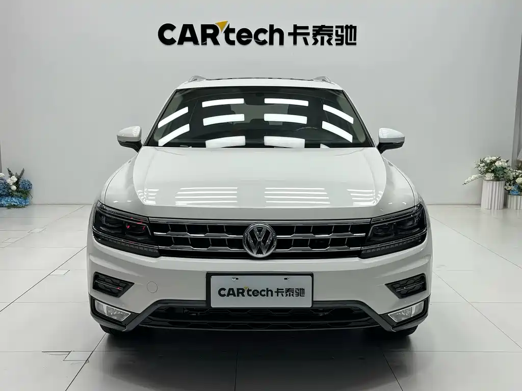 Volkswagen Tiguan L 2018 — фото 2