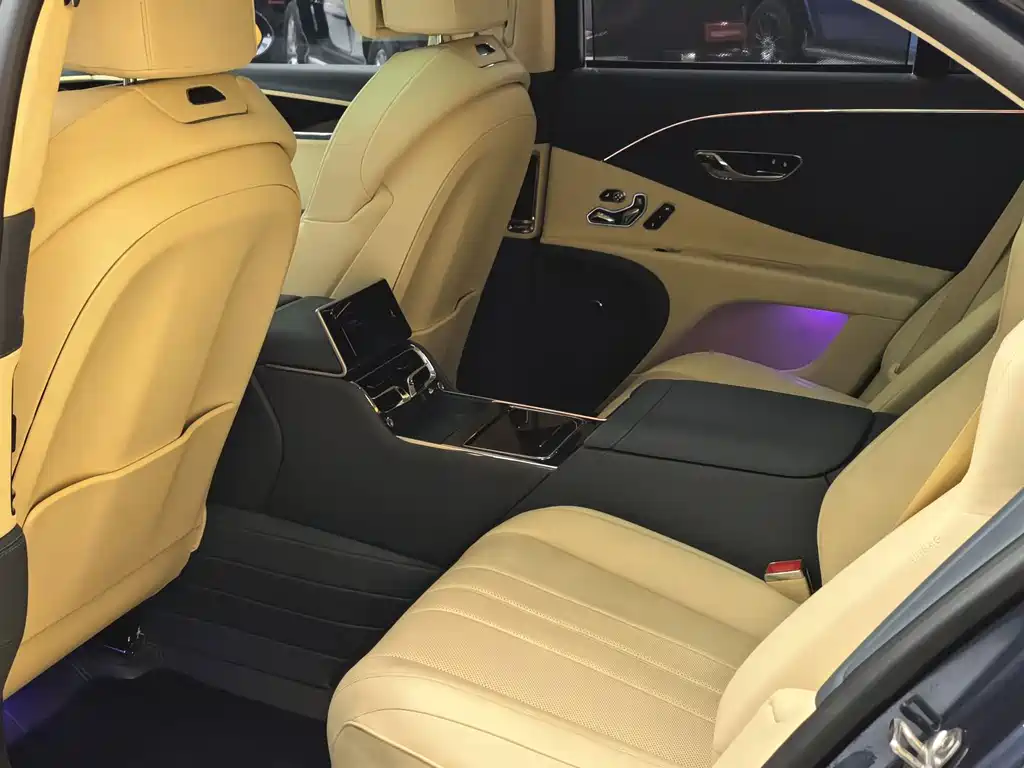 Bentley Flying Spur 2022 — фото 20