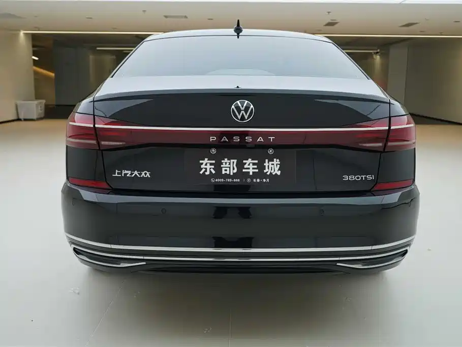 Volkswagen Passat 2024 — фото 12