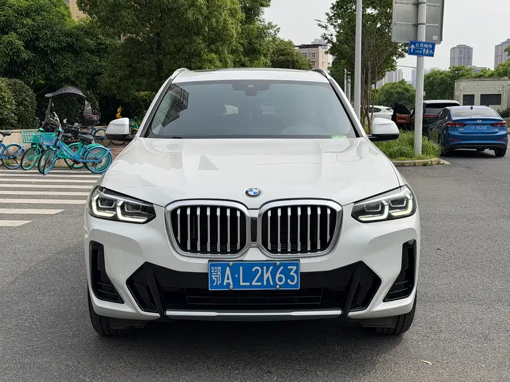 BMW X3 2021 — фото 2