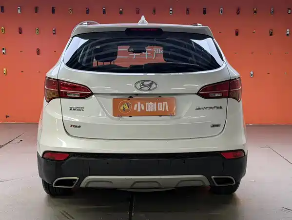 Hyundai Santa Fe 2016