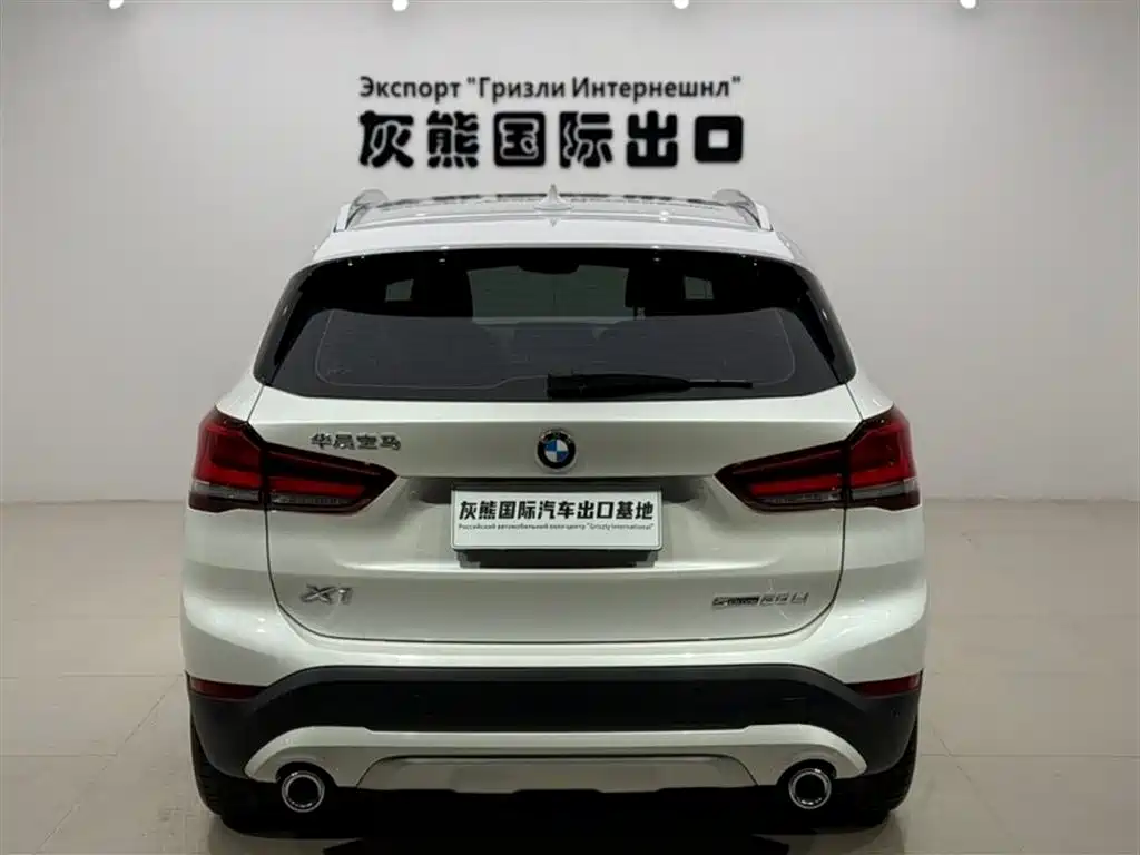 BMW X1 2022 — фото 5