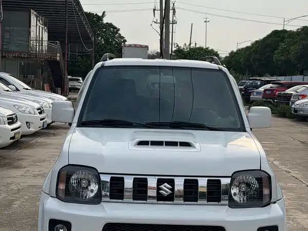 Suzuki Jimny 2015