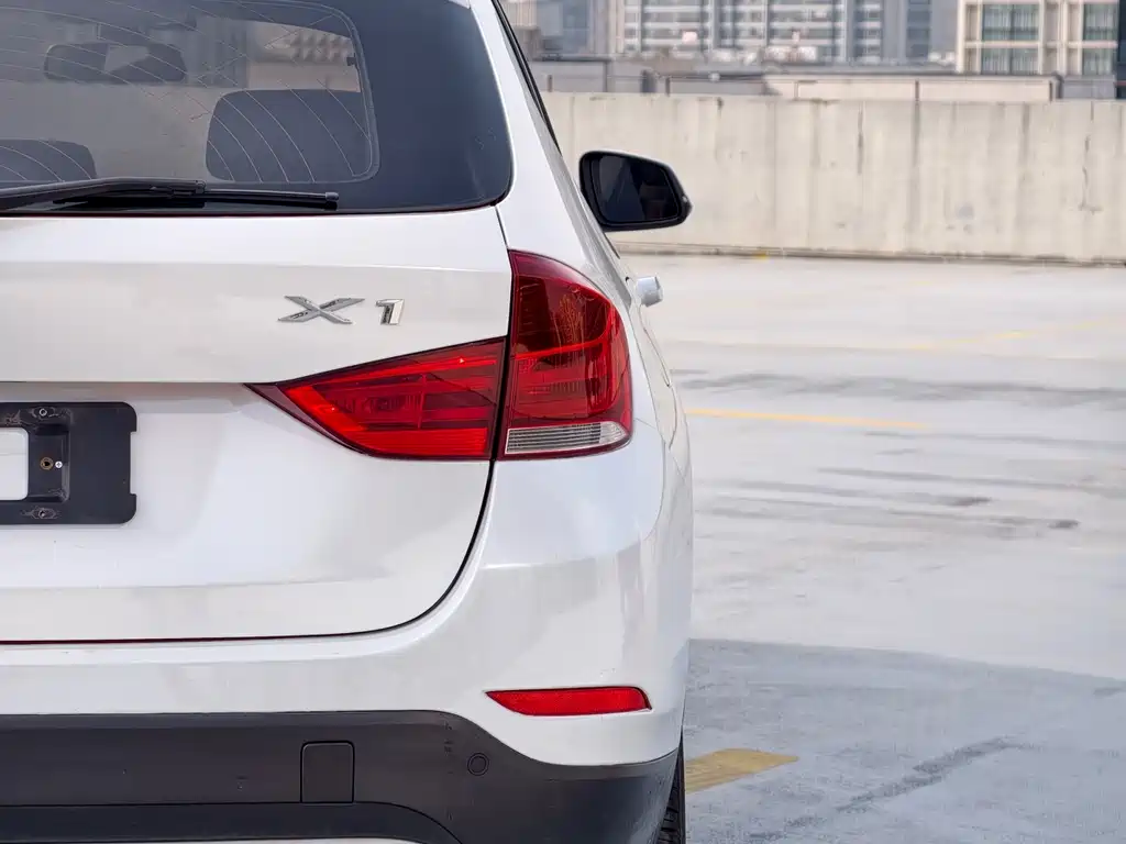 BMW X1 2013 — фото 10
