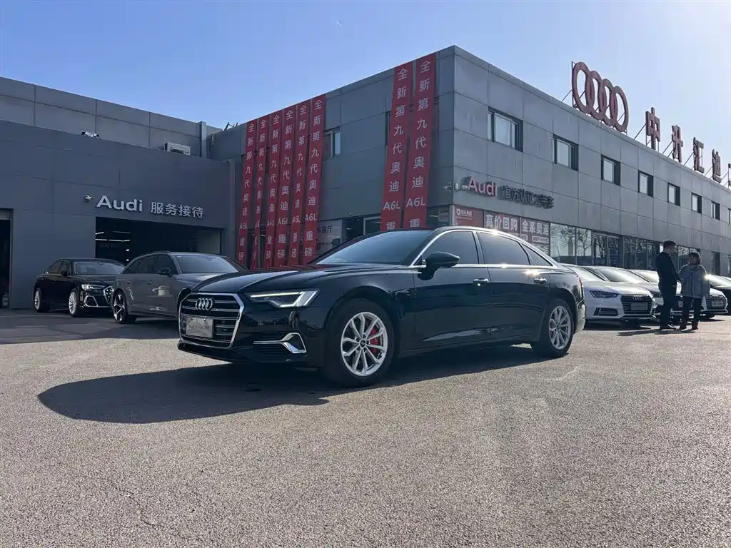 Audi A6L 2023 — фото 1