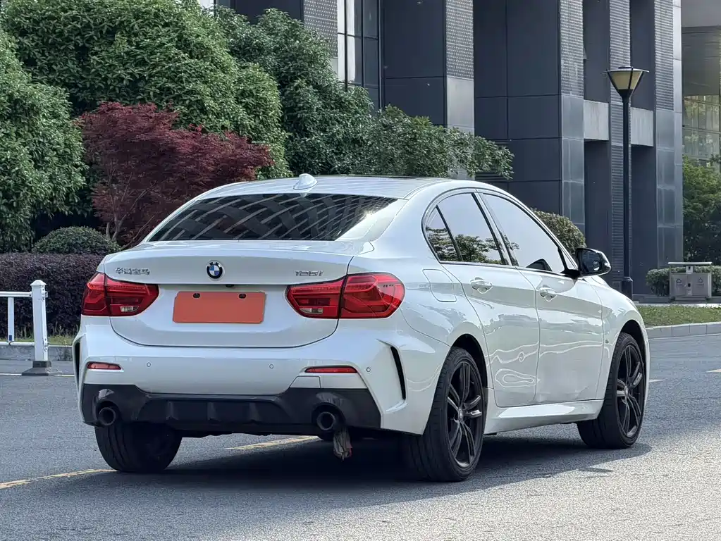BMW 1 Series 2020