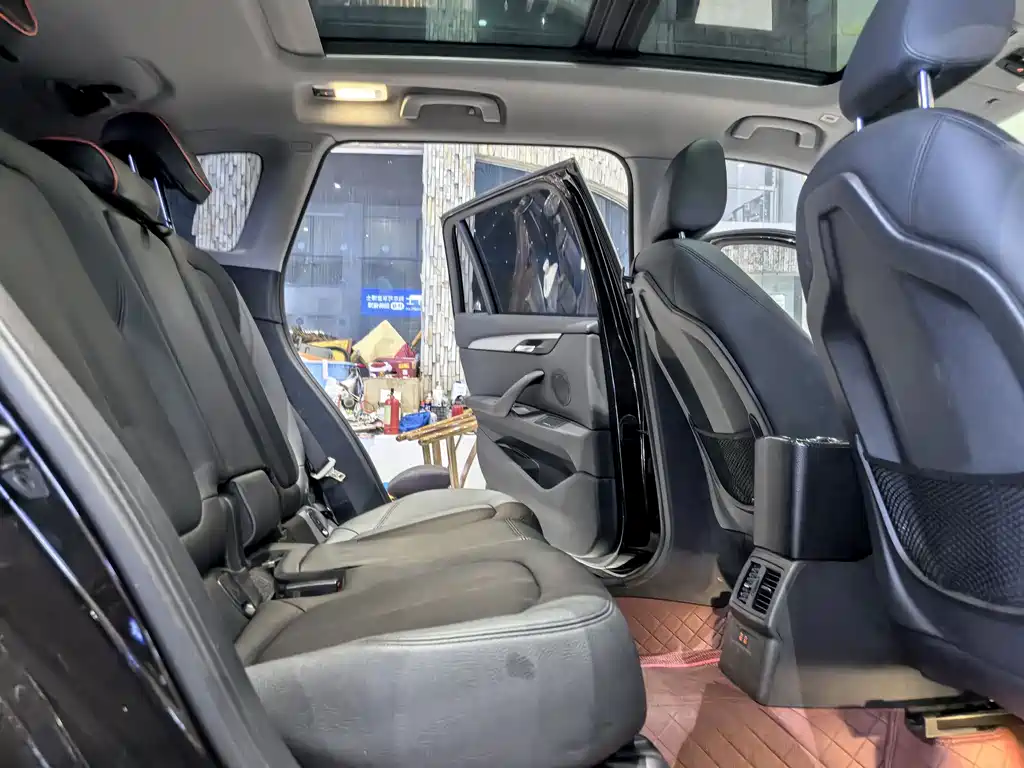 BMW X1 2019 — фото 14