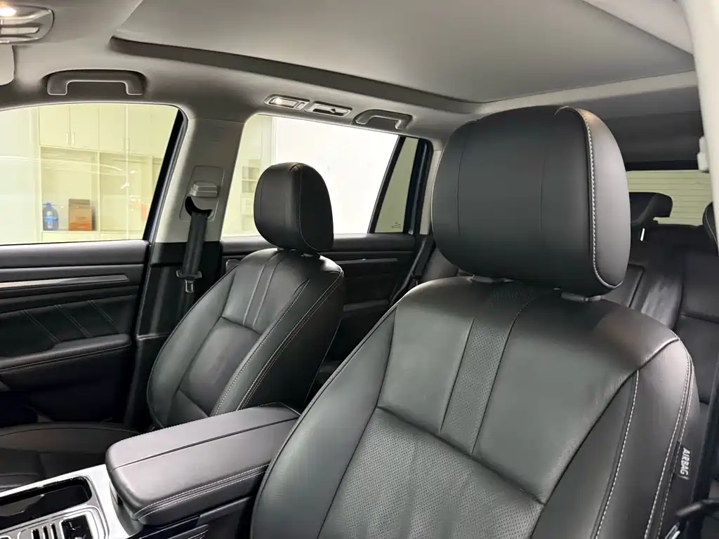 GAC Motor Trumpchi GS8 2020 — фото 13