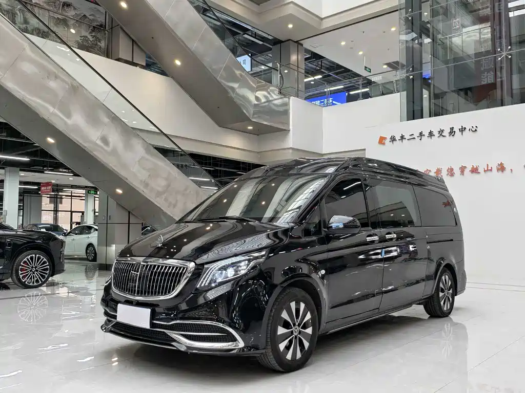 Mercedes-Benz Vito 2023 — фото 1