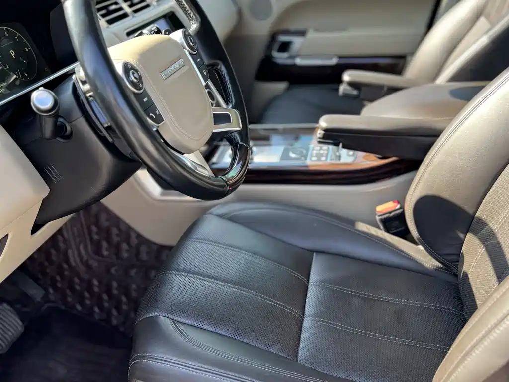Land Rover Range Rover 2018 — фото 10