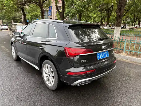 Audi Q5L 2023