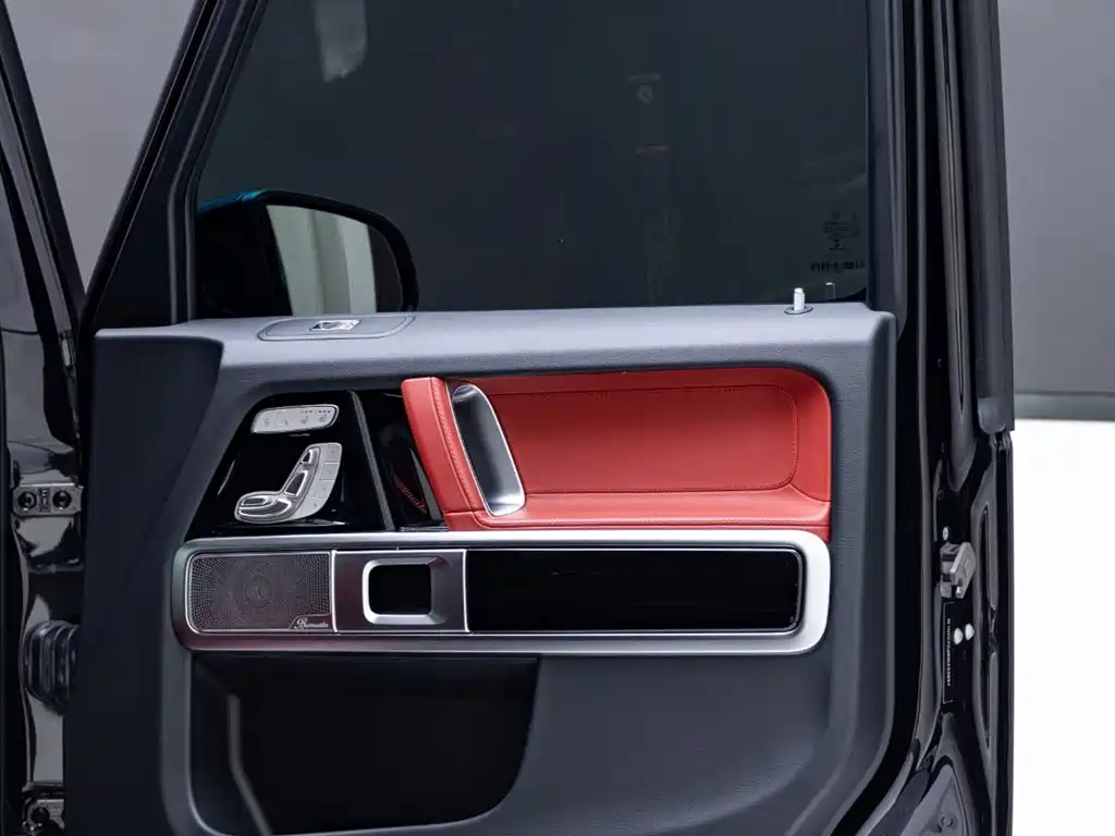 Mercedes-Benz G-Class AMG 2023 — фото 17