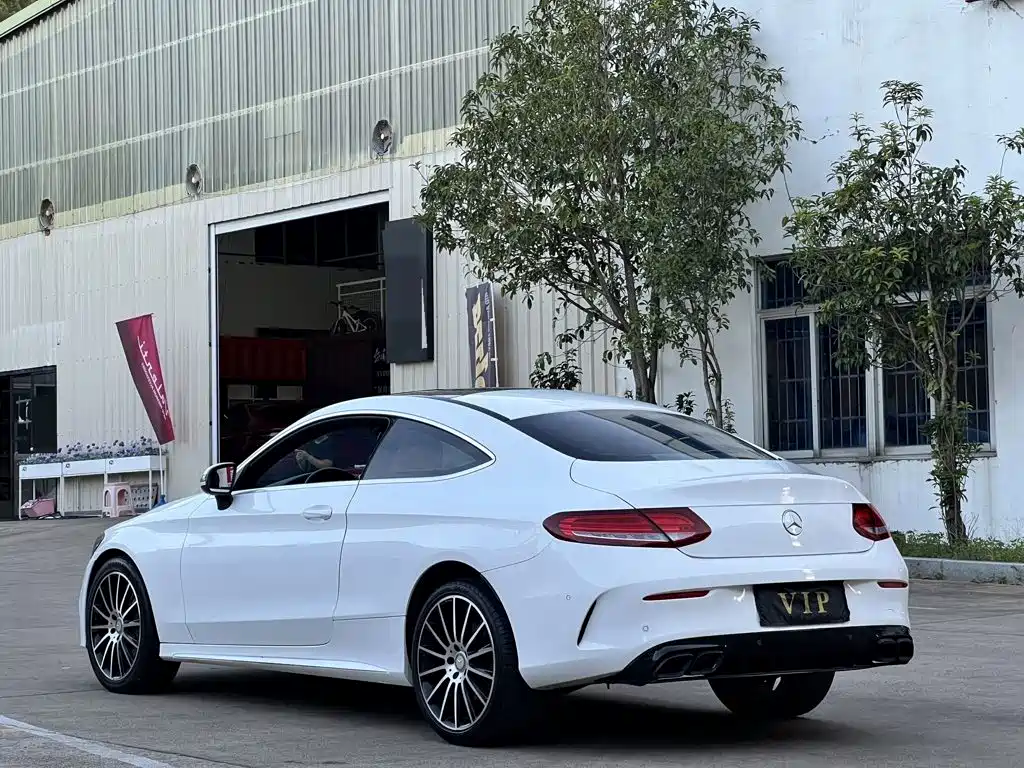 Mercedes-Benz C-Class 2016
