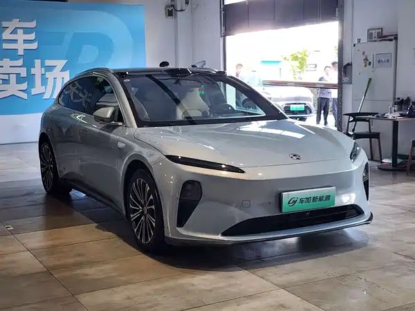 NIO ET5T 2023