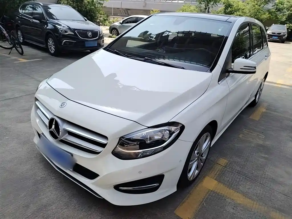 Mercedes-Benz B-Class 2019 — фото 1