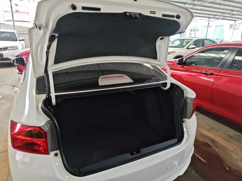 Honda City 2018 — фото 19
