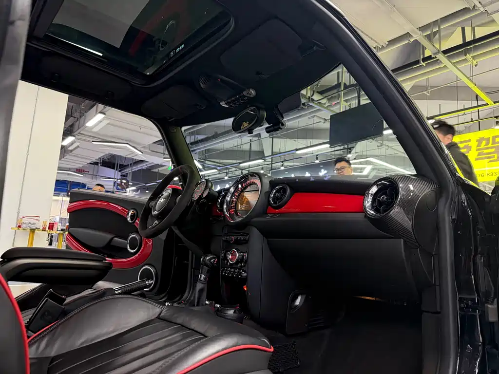 MINI JCW 2015 — фото 13