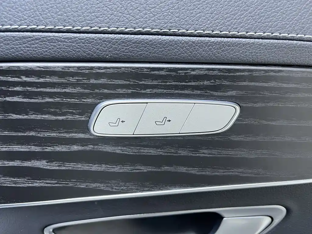 Mercedes-Benz C-Class 2021 — фото 13