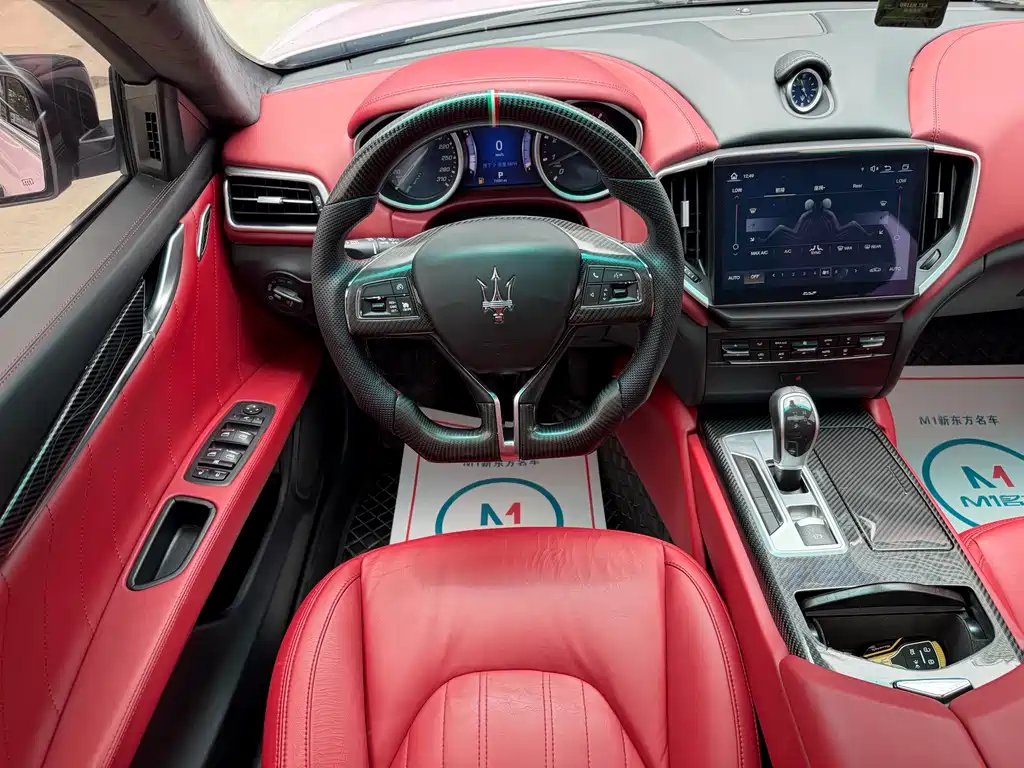Maserati Ghibli 2016 — фото 10