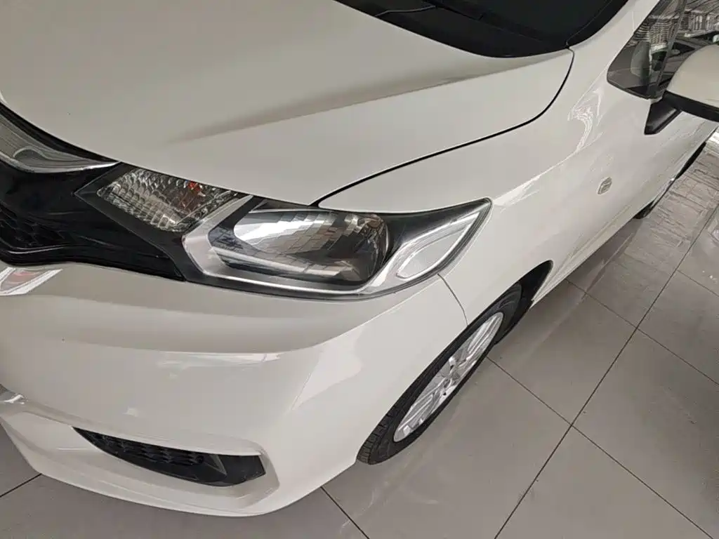 Honda Fit 2018 — фото 24
