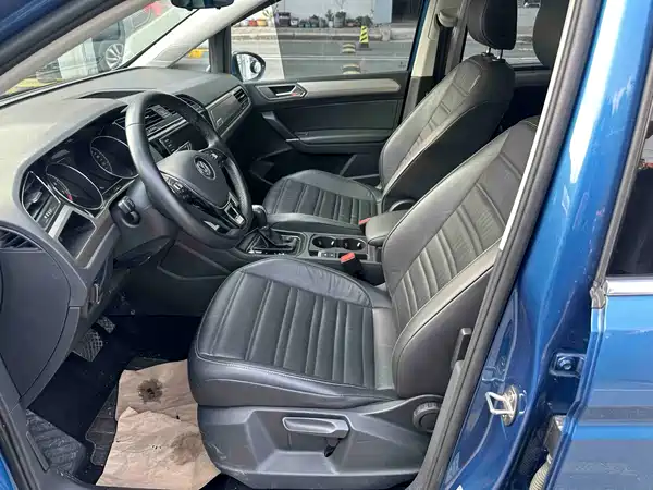 Volkswagen Touran 2019
