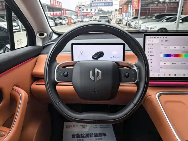 Leapmotor C16 2025