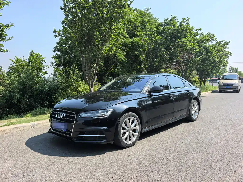 Audi A6L 2018 — фото 1