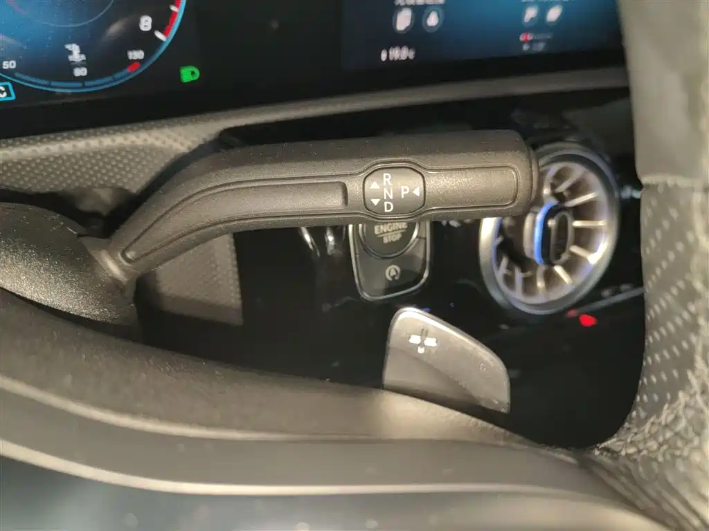 Mercedes-Benz A-Class 2023 — фото 6