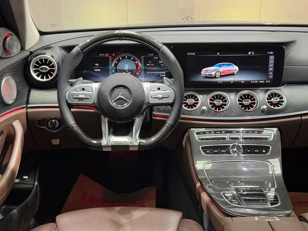 Mercedes-Benz E-Class 2019 — фото 16