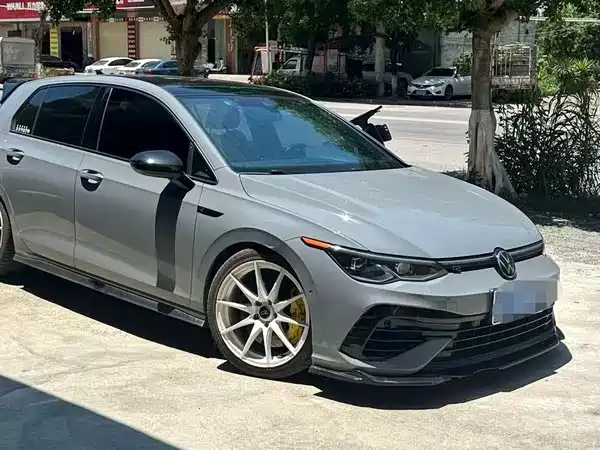 Volkswagen Golf 2023