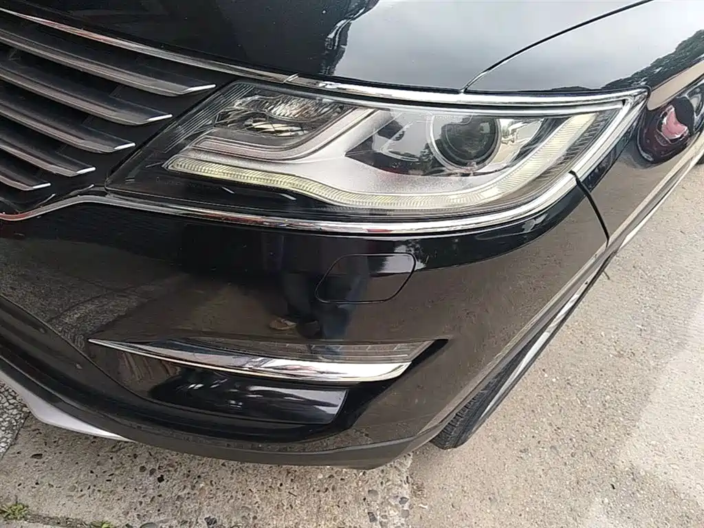 Lincoln MKC 2018 — фото 23