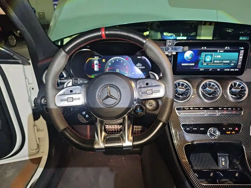 Mercedes-Benz C-Class AMG 2020 — фото 11