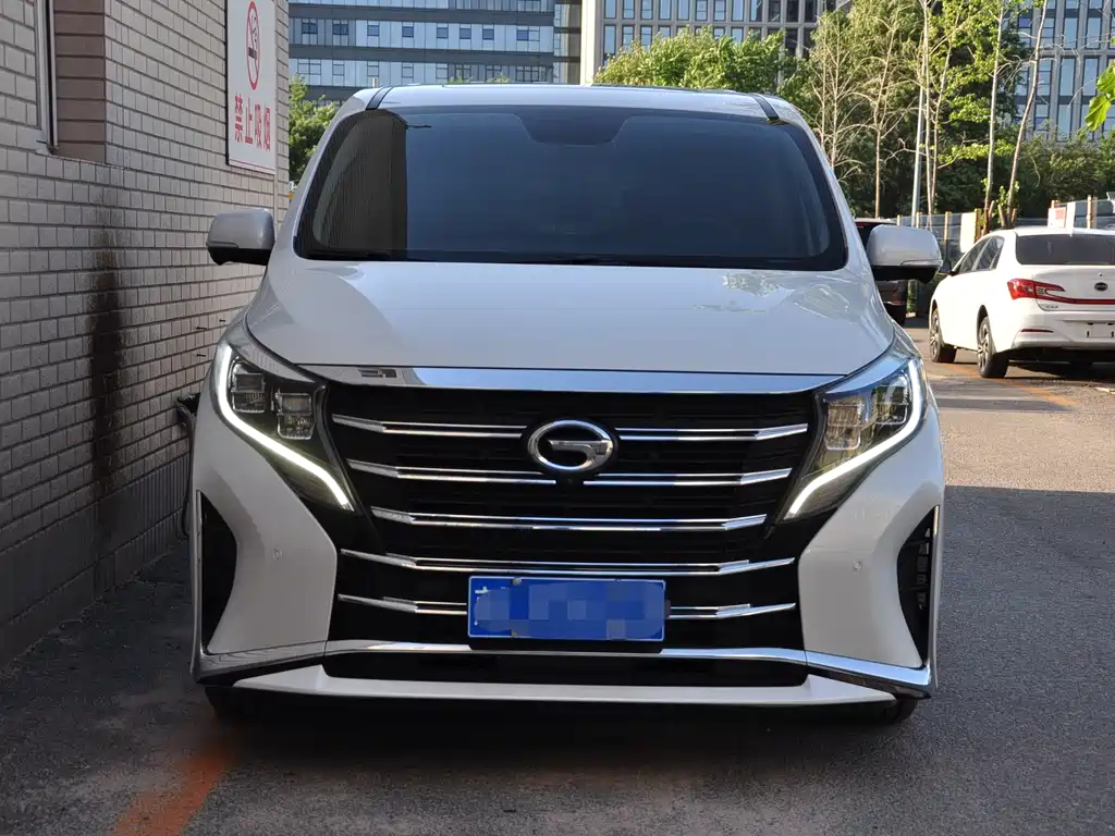 GAC Motor Trumpchi M8 2022 — фото 2