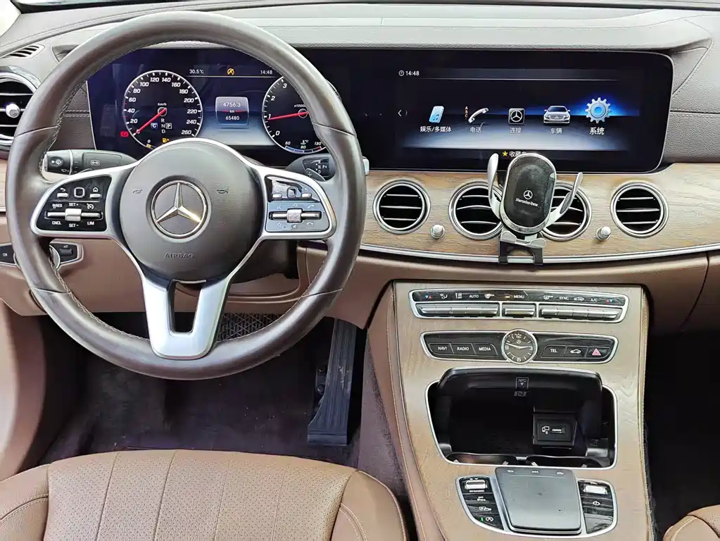 Mercedes-Benz E-Class 2019 — фото 6