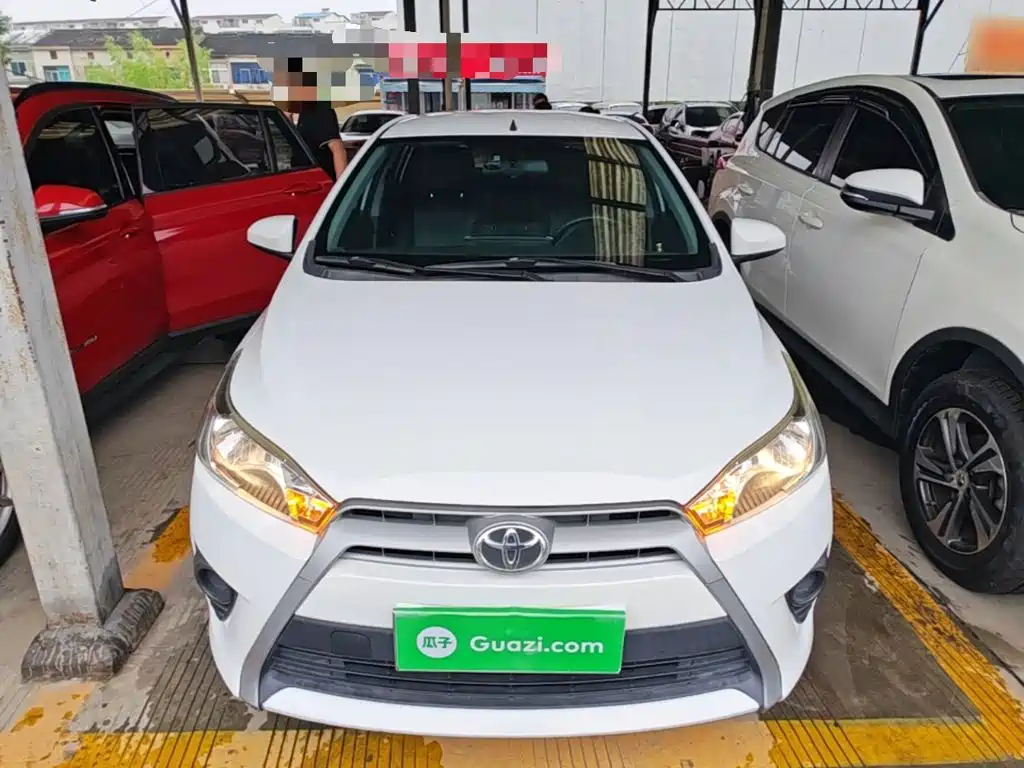 Toyota Yaris L 2016 — фото 3
