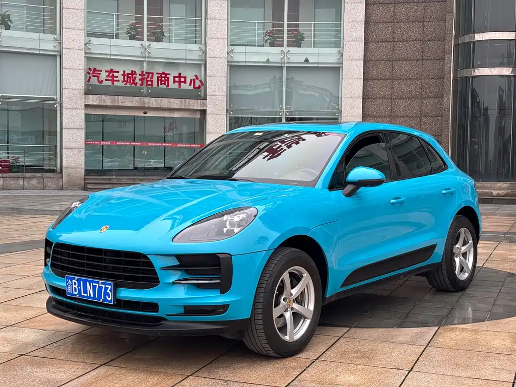Porsche Macan 2020 — фото 1