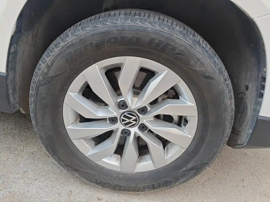 Volkswagen Tharu 2021