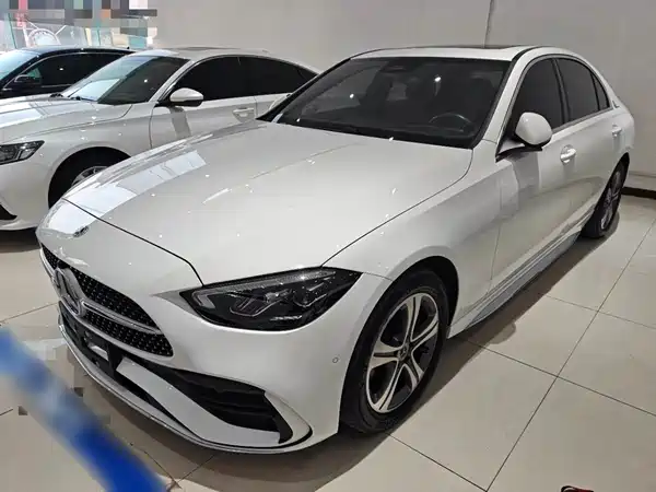 Mercedes-Benz C-Class 2022